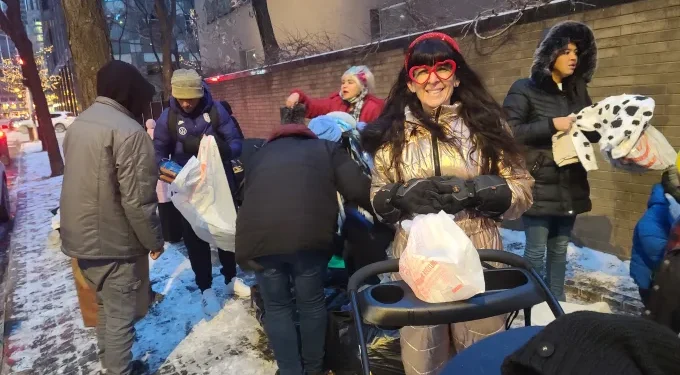 Partidaria de Trump en Chicago se convierte en una “línea de ayuda” para inmigrantes