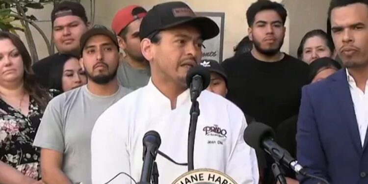 Trabajadores de restaurantes del Parque Balboa de pronuncian contra cobro de estacionamiento