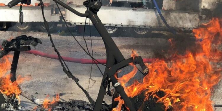 Incendio en North Park fue causado por batería de scooter eléctrico