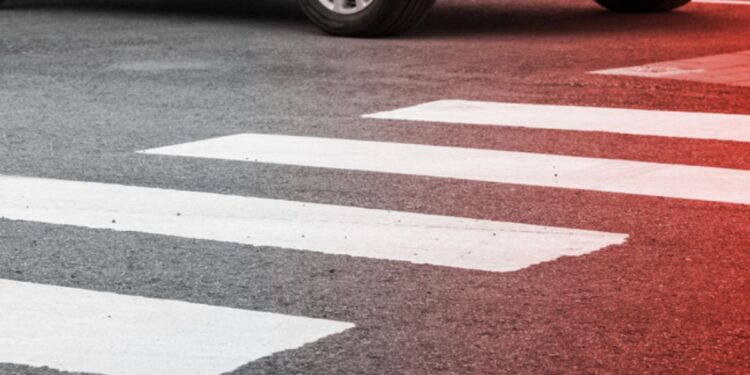 Hombre muere atropellado en choque y fuga