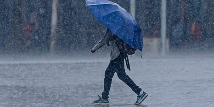 Autoridades emiten recomendaciones ante lluvias intensas e inundaciones