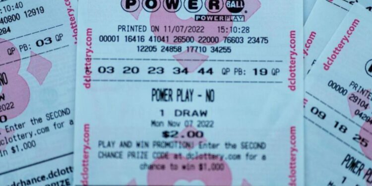 Boleto de Powerball premiado en Escondido