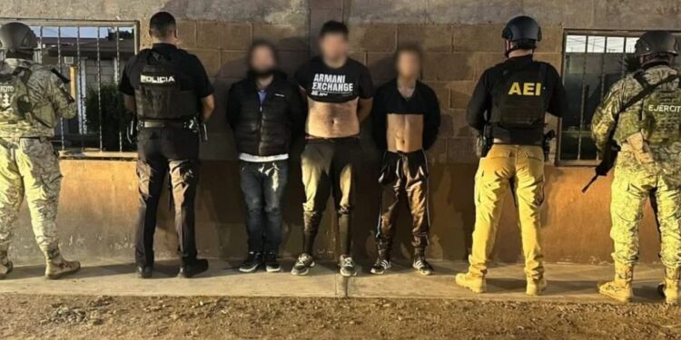 Detienen a 19 tras jornada violenta en Baja California