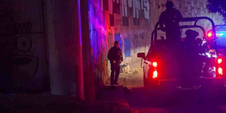 Hombre resulta herido por arma de fuego en Playas