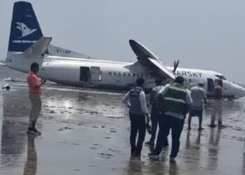 Avión con 55 personas a bordo se accidenta en aeropuerto de Mogadiscio