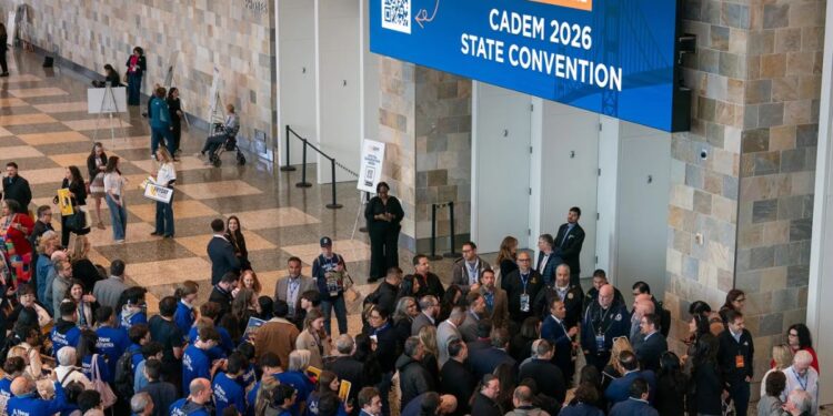 Convención demócrata refleja competencia por gubernatura