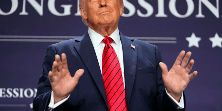 Trump propone nuevo beneficio de retiro para trabajadores