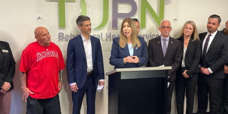 Líderes locales y de justicia exigen al Estado financiamiento inmediato para la Prop. 36