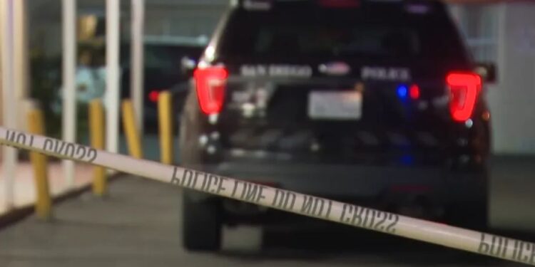 Investigan muerte sospechosa de una mujer en un apartamento de San Diego