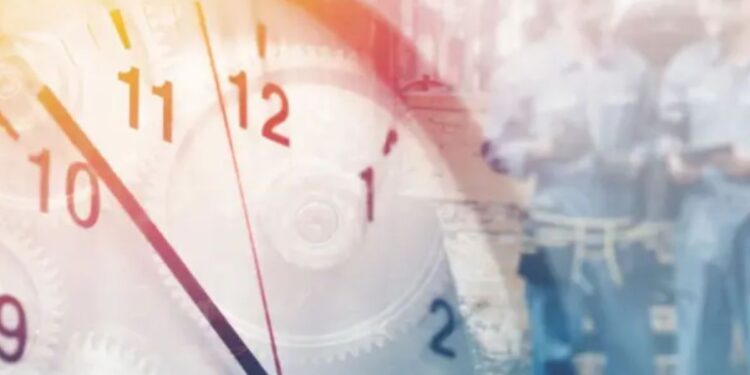 Especialistas advierten impactos económicos por reducción de jornada laboral a 40 horas en México