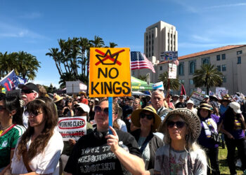 Protestas No Kings 3.0 en San Diego rompen récord de asistencia con más de 90,000 manifestantes