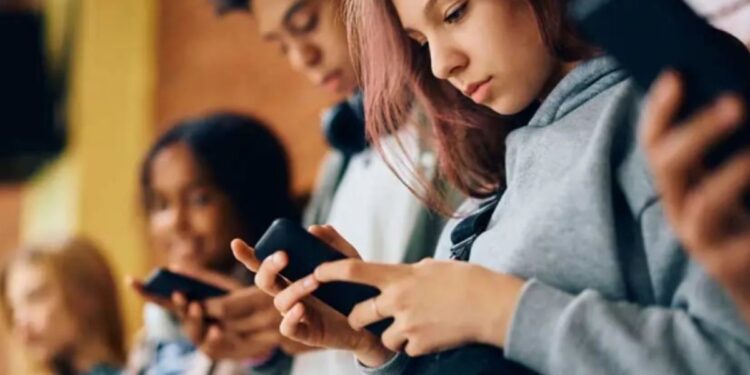 Meta y YouTube son declaradas culpables por adicción a redes y deben pagar 3 millones de dólares