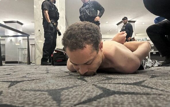 Sospechoso de tiroteo en Washington es profesor de California con odio anticristiano