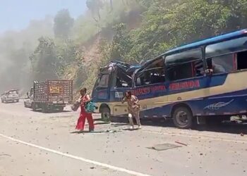 Atentado en Colombia deja al menos siete civiles muertos