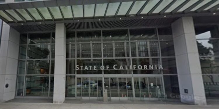 Fiscalía de California descarta cargos penales contra agentes de San Diego por muerte de John Romero