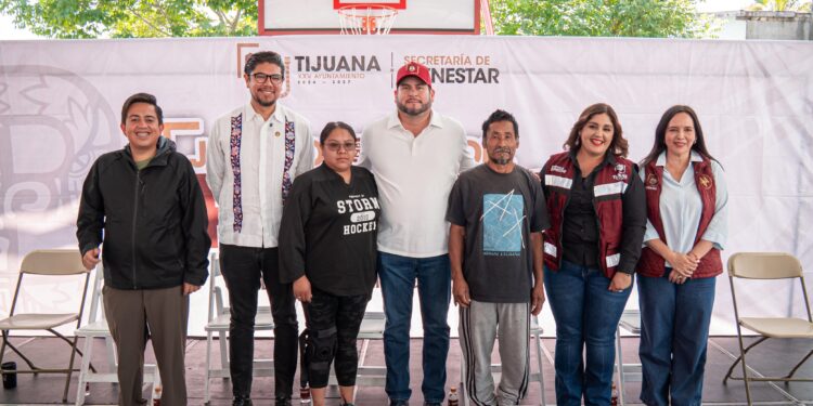Ismael Burgueño encabeza la Jornada del Pueblo número 59 en la colonia Alemán