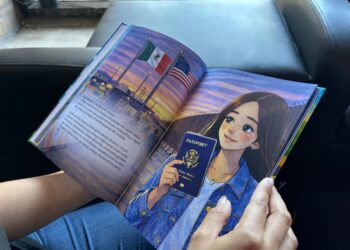 angie-banderas-abrazan-cruce-diario