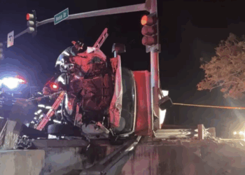 choque-oceanside-rescatan-dos-personas