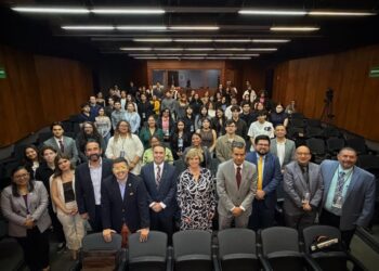 Congreso universitario analiza impacto de la inteligencia artificial en el derecho