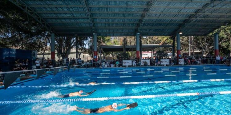 Inauguran alberca rehabilitada en la Unidad Deportiva Tijuana