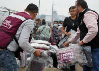 Ayuntamiento de Tijuana coordinó la entrega de ayuda para afectados de incendio