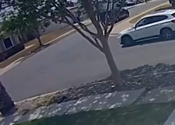 Revelan imágenes de cámara vehicular del tiroteo en el Centro Islámico de San Diego