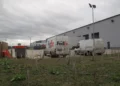 Acusan a cinco hombres por robar mercancía de Louis Vuitton en camiones de FedEx