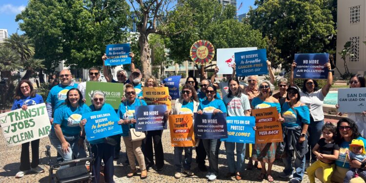 Comunidades de San Diego condenan freno a regla contra contaminación de almacenes