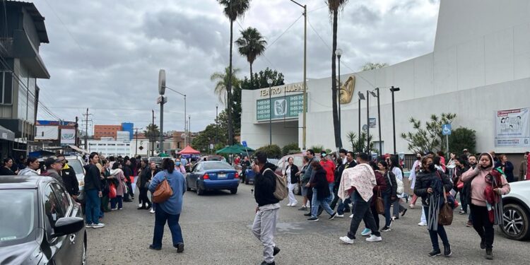 Conato de incendio provoca evacuación preventiva en Clínica 7 del IMSS en Tijuana