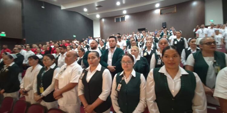 IMSS Baja California reconoce a personal de Enfermería por su labor médica