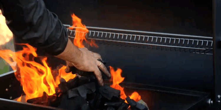NFPA alerta sobre aumento de incendios por parrillas durante la temporada de verano
