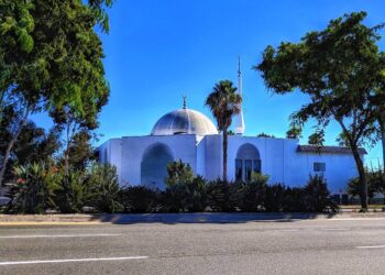 Policía responde a reporte de posible tirador activo en centro islámico de San Diego