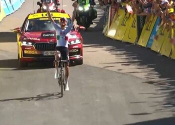 Isaac del Toro es campeón en Francia