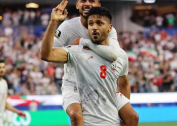 Desata polémica jugador iraní tras celebración de gol en Los Ángeles