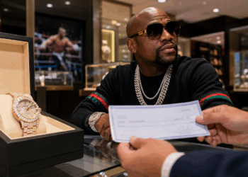 Mayweather enfrenta cargos por presunto fraude con reloj de lujo