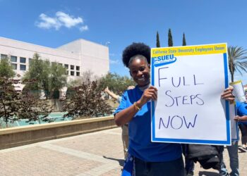 Empleados universitarios alzan la voz en California ante posible huelga estatal