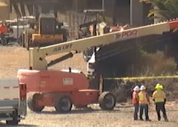 Continúa cierre vial en Harbor Drive por reparaciones