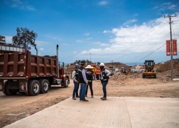 Inicia pavimentación del bulevar Paseo Banderas en Santa Fe