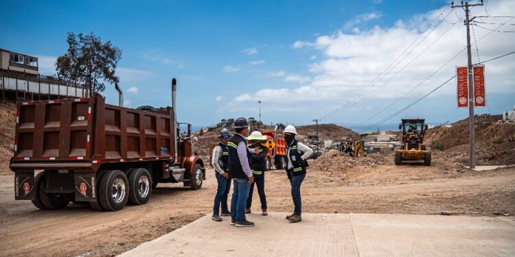 Inicia pavimentación del bulevar Paseo Banderas en Santa Fe