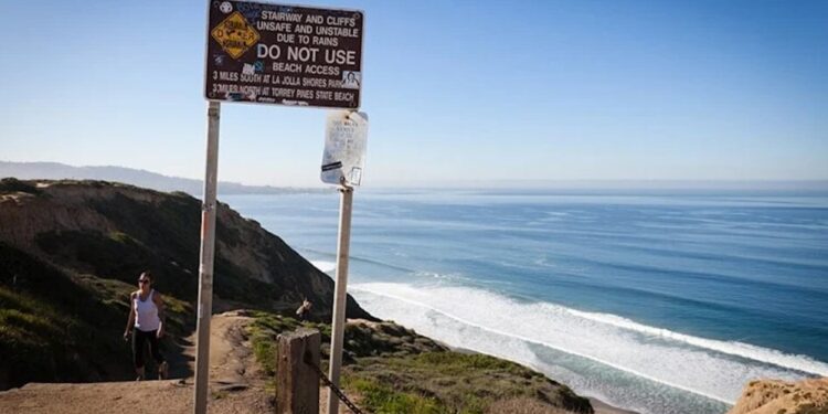 Alertan por riesgo de transitar en senderos falsos en San Diego
