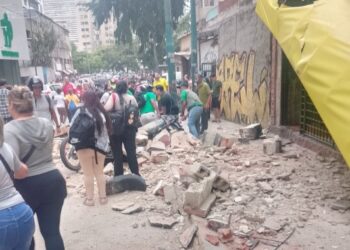 Dos fuertes terremotos sacudieron este jueves a Venezuela