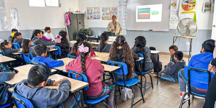 Tijuana capacita a escuelas en prevención