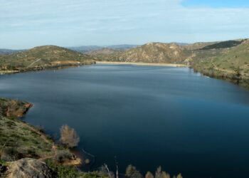 Buscarán en Poway a senderista desaparecido
