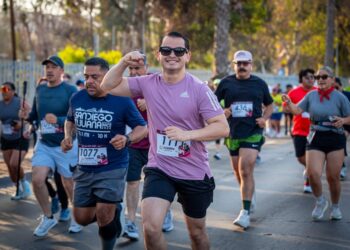 Alcalde de Tijuana encabeza Carrera 5K contra el uso indebido de drogas