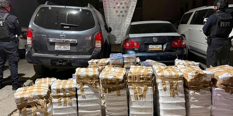 Decomisan cerca de 600 kilos de metanfetamina y dos detenidos en Tijuana