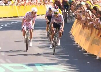 Isaac del Toro gana la segunda etapa del Tour de Francia
