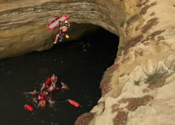 dos-emergencias-sunset-cliffs-reavivan-llamado-evitar-riesgos-acantilados