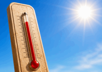 San Diego afronta calor extremo y riesgos en las playas