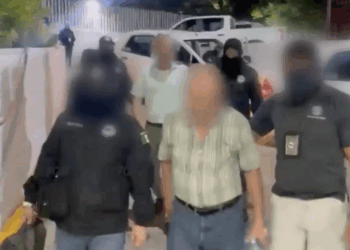 Procesan a ocho por presunto contrabando de combustible