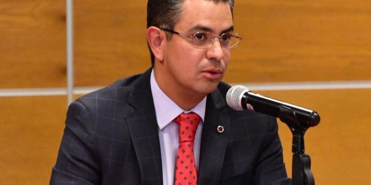 Lineamientos de la CRT abren debate por posible censura